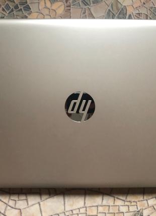 HP 17-by0085cl 17.3" Intel Core i5-8250U 0-0