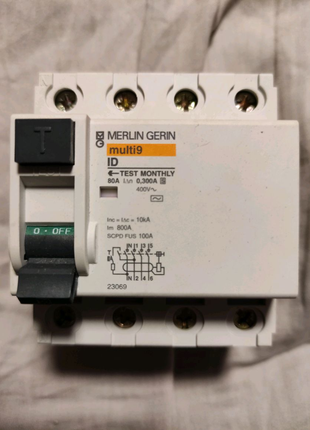 Пристрій захисного відключення -  Merlin Gerin Multi9 80a 0,300мa