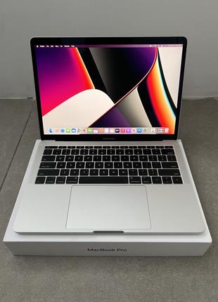 560$ MacBook Pro 13" 2017 MPXR2 2,3GHz / i5 / 8 GB / 128gb SSD