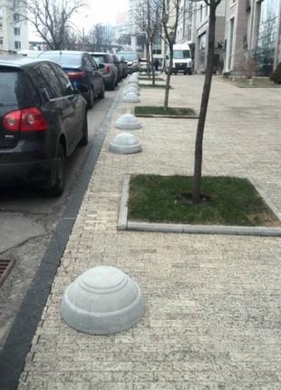 паркувальний обмежувач бетонний