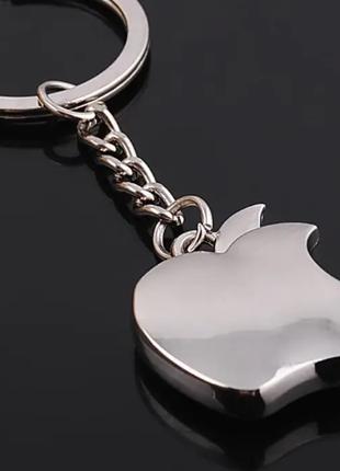Брелок на ключи серебристый металл яблоко Apple