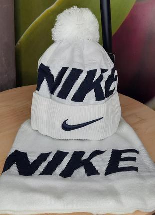 Зимовий комплект шапка баф на флісі з логотипом найк