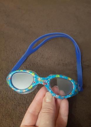 Очки для плавання