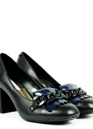 Черные туфли с синей бахромой tosca blu