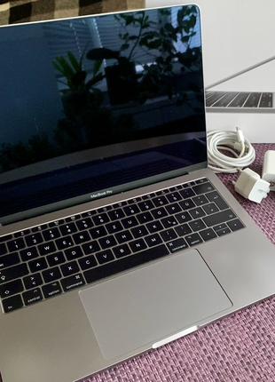 MacBook Pro 13 2017 станSyper 16/128 батарарея 100%