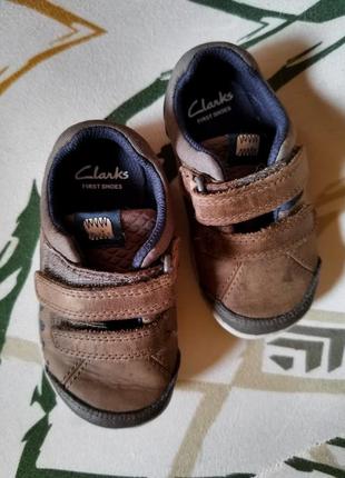 Мокасини туфлі на липучках clarks