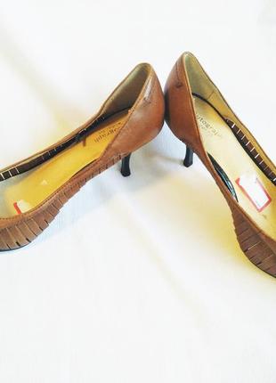 Туфли женские кожаные коричневые на каблуке autograph (размер ...