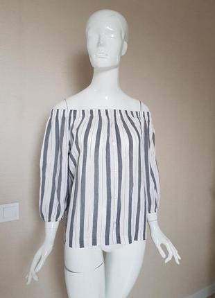 Легка блуза у смужку з відкритими плечима paraphras