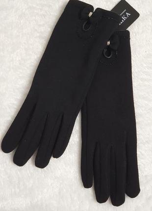 Трикотажные женские перчатки с декоративним елементом "бантик"
