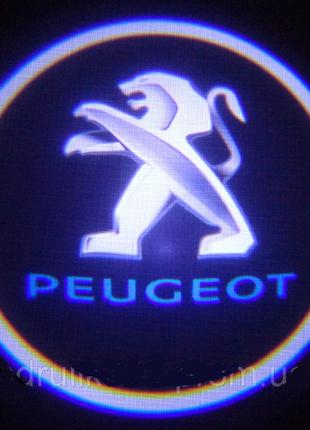 Лазерный проектор логотипа автомобиля Peugeot