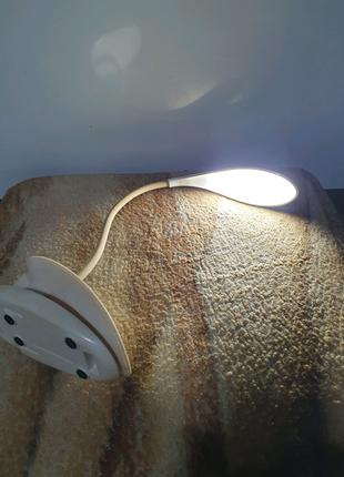 LED Лампа акумуляторная на 5V 1A (очень экономичная)