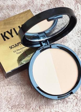 #04 коректор + хайлайтер kylie sculpting kit 2 в 1