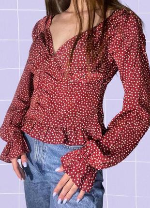 Бордовая корсетная блуза с рукавами