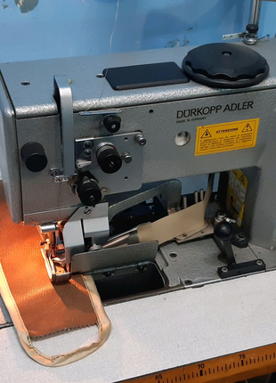 Швейна машина Durkopp-Adler 767 окантовка одеял.