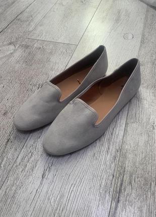 Туфли лоферы балетки H&M серого цвета Размер 42
