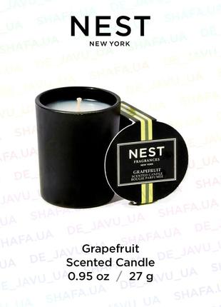 Ароматизированная свеча nest grapefruit scented candle аромасв...