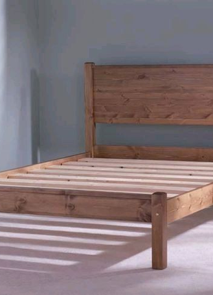 Ліжка з натурального цільного дерева