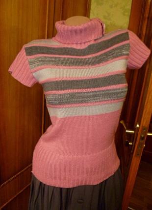 Теплый вязаный свитер жилет с закрытым горлом в полоску