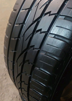 Пара 235/45 r19 Continental Cross Contact UHP