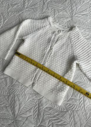 Білий в’язаний светр . кофта . кардиган для дівчинки