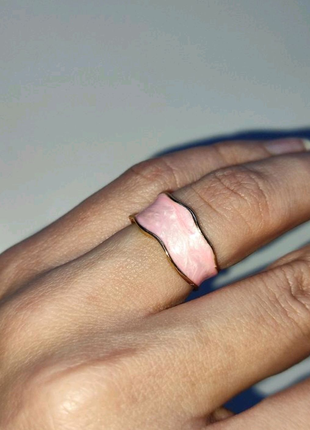 Кольцо рожево золоте кільце перстень каблучка емаль лава