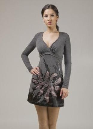 Платье нарядное коктейльное с атласной аппликацией теплое