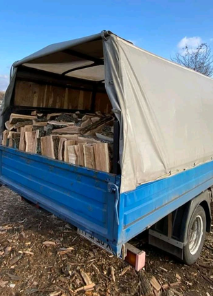 Колотые дубовые дрова с доставкой по Харькову.