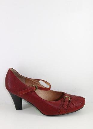 Туфли женские классические кожаные на каблуке 7.5 см цвет крас...