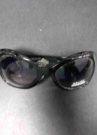 Солнцезащитные очки Б/У Очки солнцезащитные