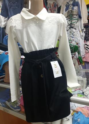 Шкільний костюм для дівчинки біла блузка чорна спідниця р. 146...