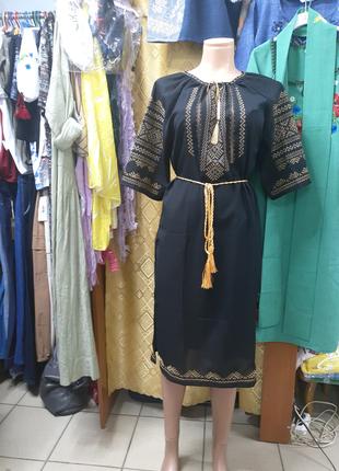 Елітна Жіноча сукня вишиванка чорна ручна вишивка золотава хре...