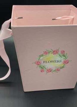 Коробка подарункова для квітів картонна з ручкою Колір рожевий...