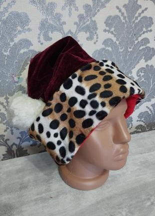 Женская новогодняя шапка санты велюровая леопардовая