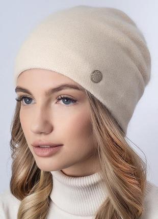 Женская теплая ангоровая шапка с бафом на зиму