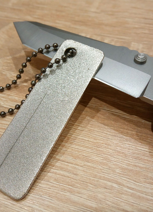 Точилка алмазная карманная брелок для ножа EDC,рыболовных крючков