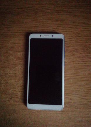 Б/у мобільний телефон Xiaomi Redmi 6A