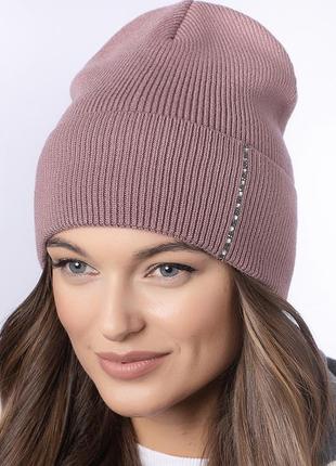 Жіноча тепла шапка на зиму