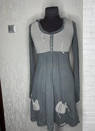 Трикотажное платье с капюшоном и удлиненными рукавами superdry, s