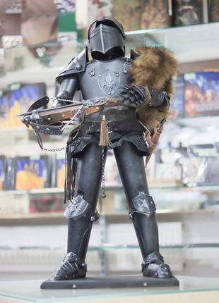 Рыцарь в доспехах декоративный металлический с арбалетом (100 см)