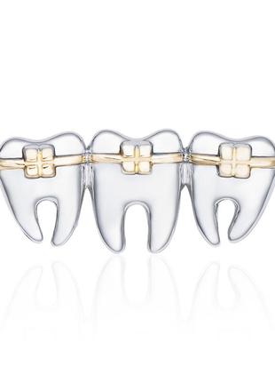 Брошка значок пін для стоматолога три зуби brgv113022