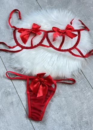 Сексуальний комплект білизни в червоному кольорі з бантиками