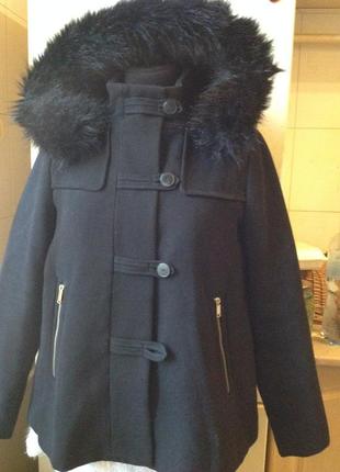 Пальто с капюшоном бренда zara, р.48-50