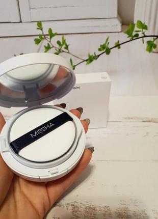 Потрясающий увлажняющий кушон missha magic cushion moist up sp...