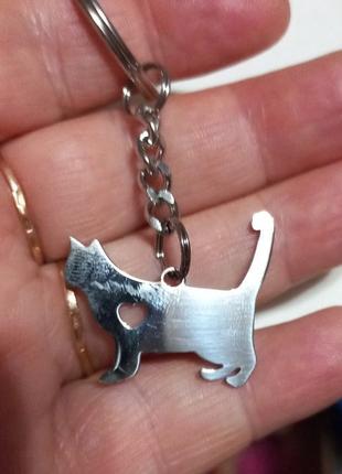 Брелок на ключи кот кошка серебристый металл сердечко я люблю ...