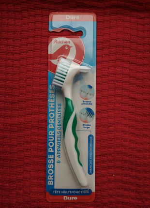 Щётка для зубных протезов