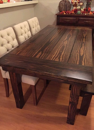 Кухонний стіл з дерева