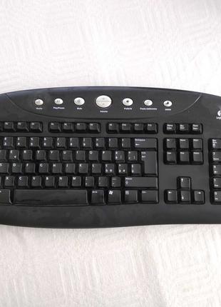 Безпровідна клавіатура Logitech