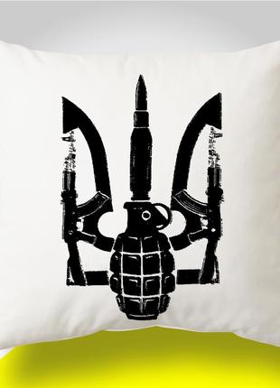 Подушка з патріотичним принтом "герб україни мілітарі"