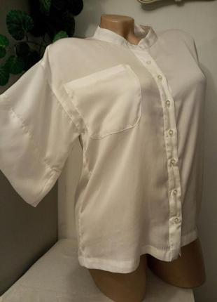 Белая базовая рубашка блузка оверсайз со спущенным плечом 36
