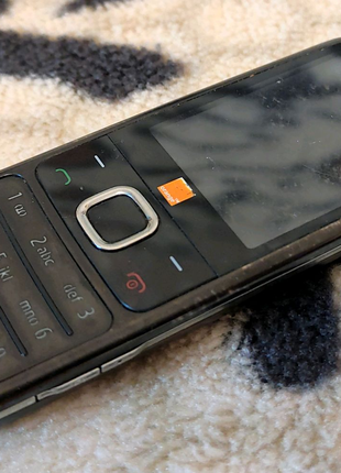 Мобильный телефон Nokia 6700